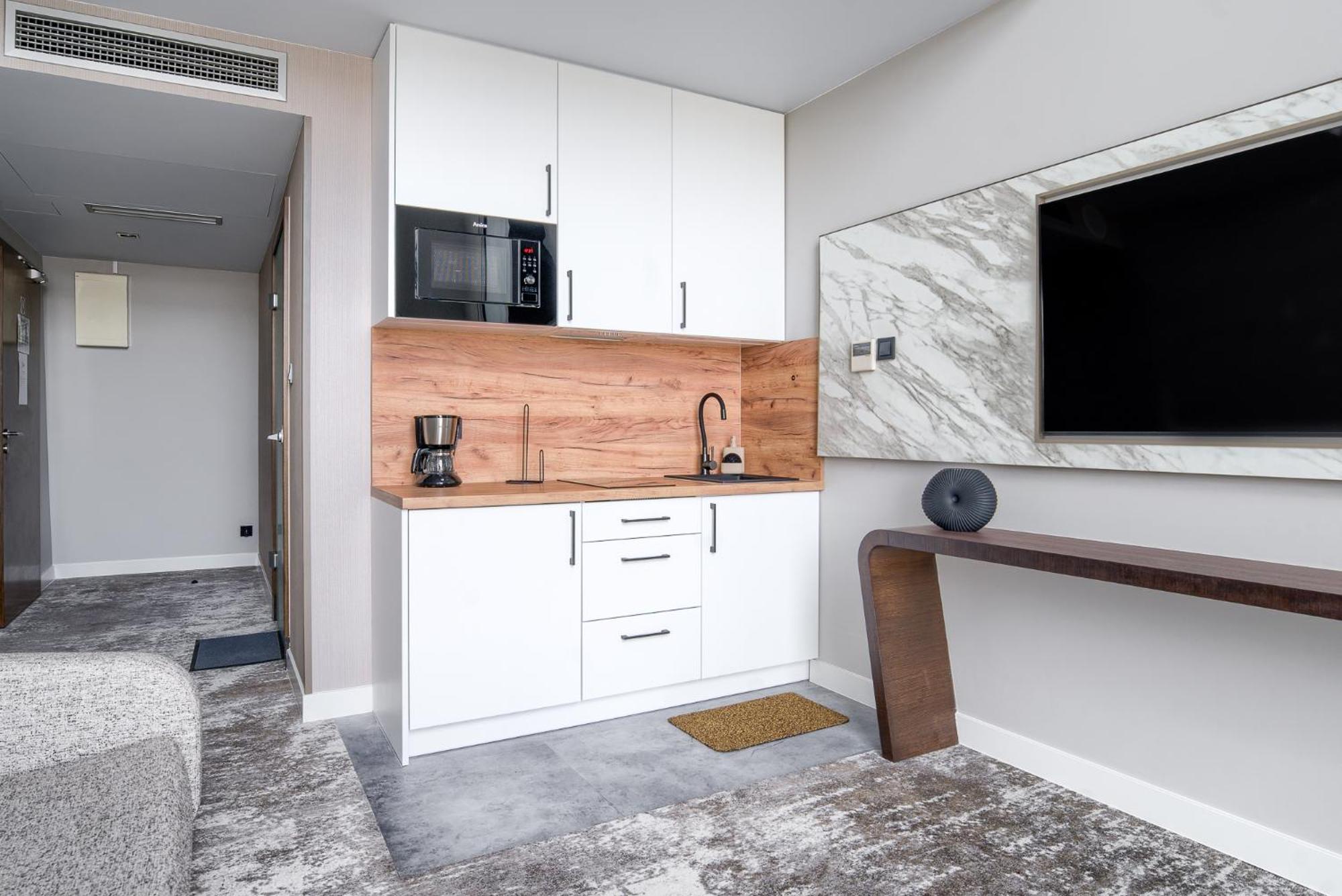 Apartamentyprzymorzu Marine***** Apartament Dwupoziomowy Z Widokiem Na Morze 코워브제크 외부 사진